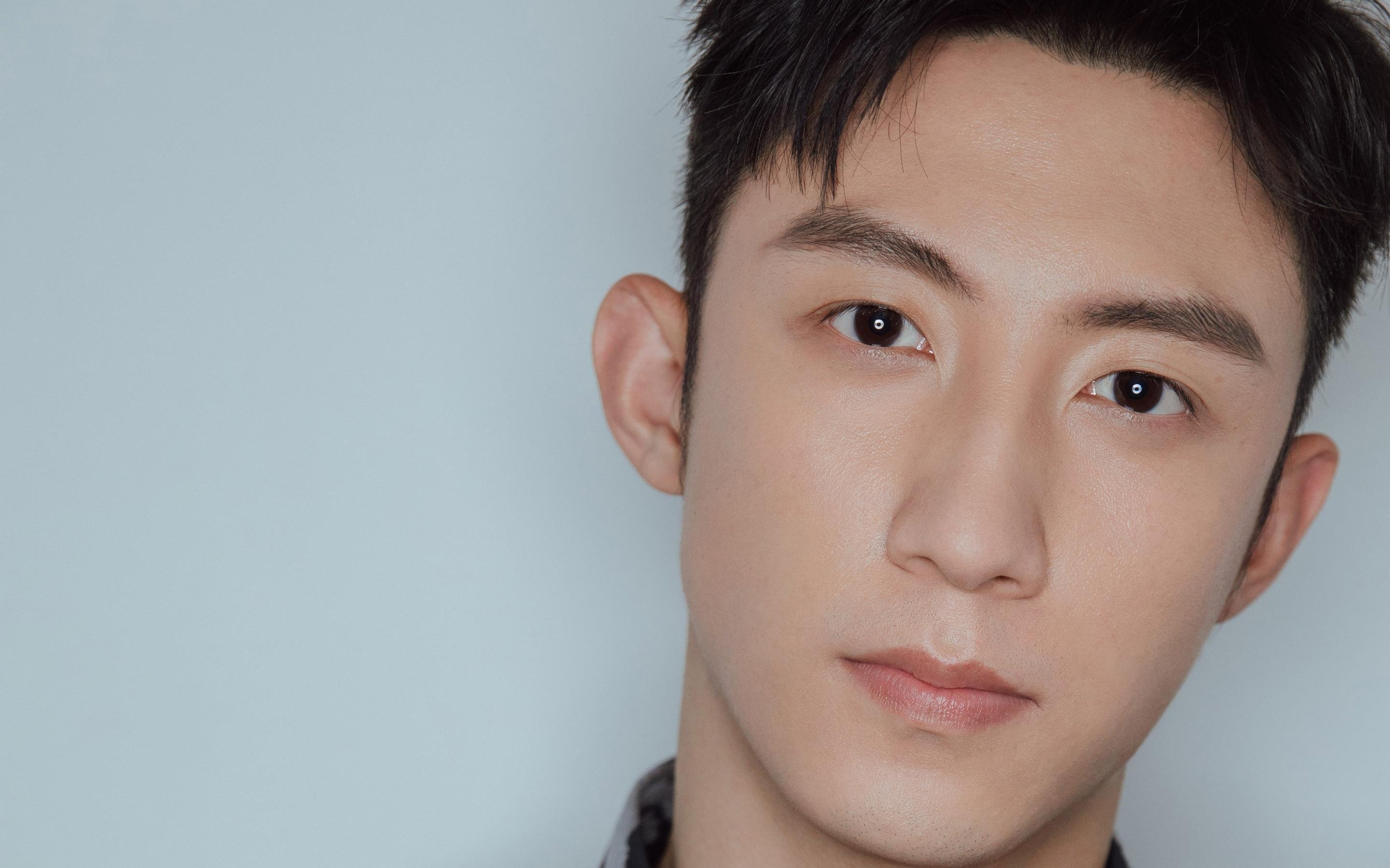 宿敌对决与闪耀新星,索伯如何翻盘雷诺,拉塞尔又为何惊艳四座