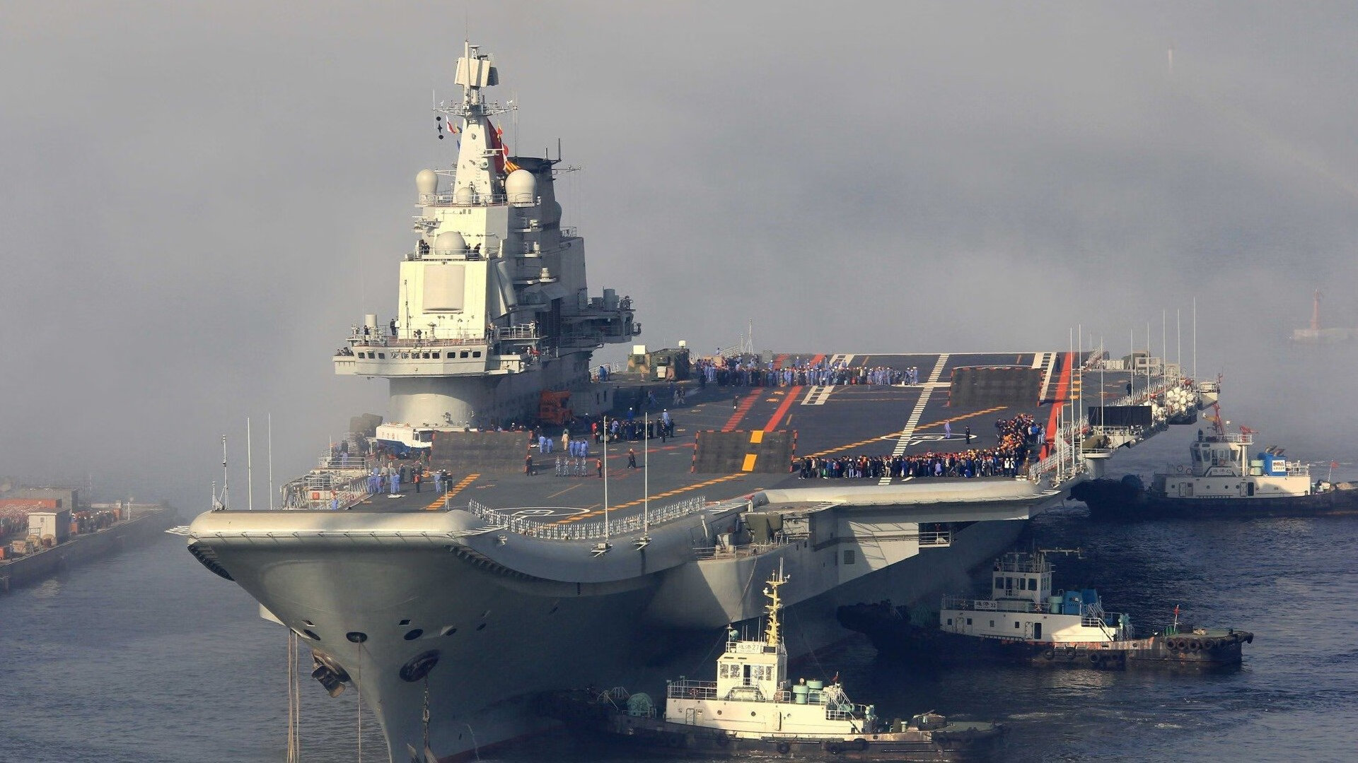 篮球巨人降临绿茵场？英格拉姆式高炮台一锤定音，定义德甲史诗之夜