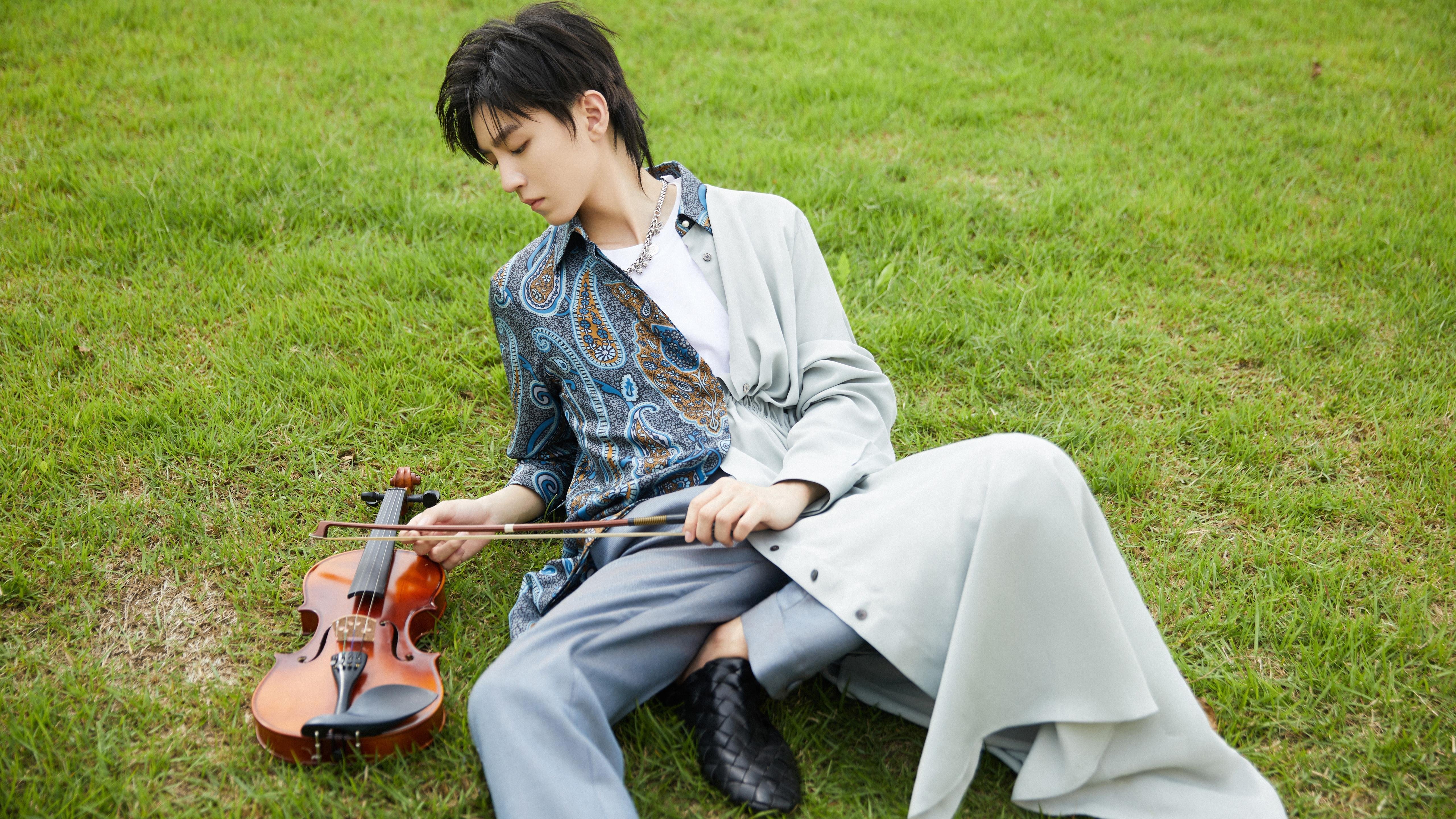 范弗利特单节独取18分!夏洛特黄蜂第三节一波流击溃深圳男篮