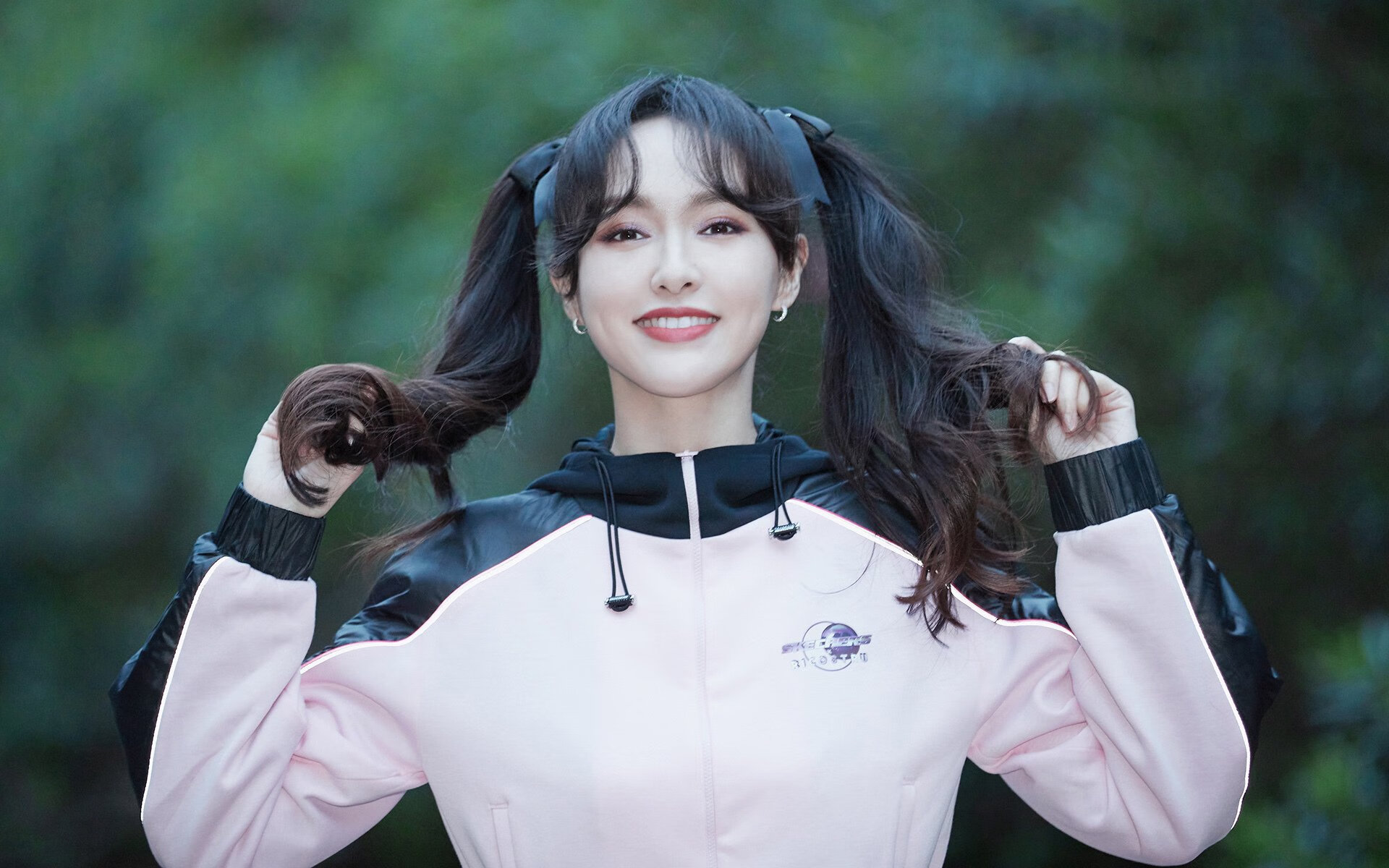 哈兰德，新一代攻防转换核心，莱比锡红牛如何掀翻巴黎圣日耳曼