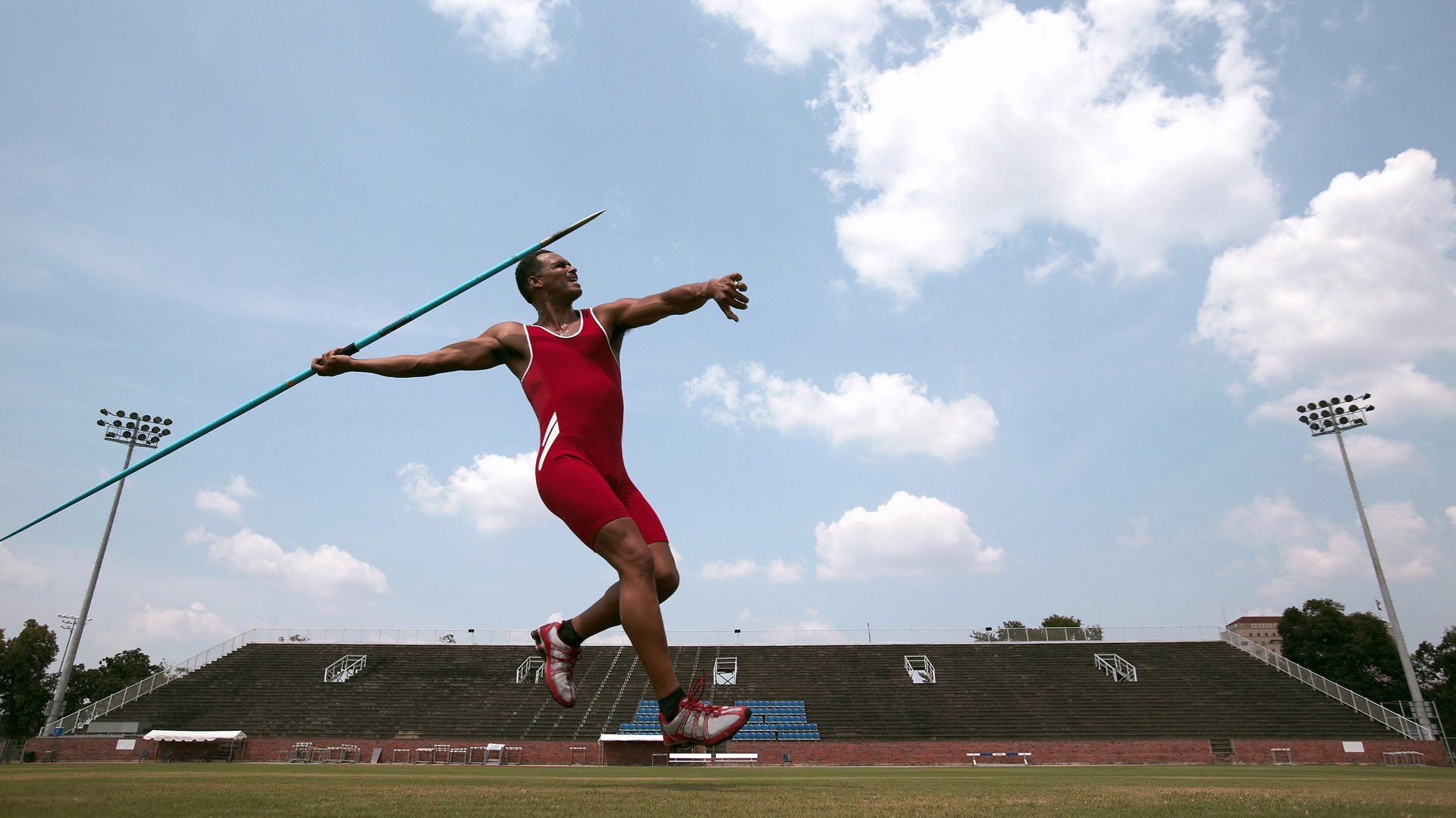 丰收之路，当亚平宁的绿茵场，遇见一场来自翡翠岛的收割