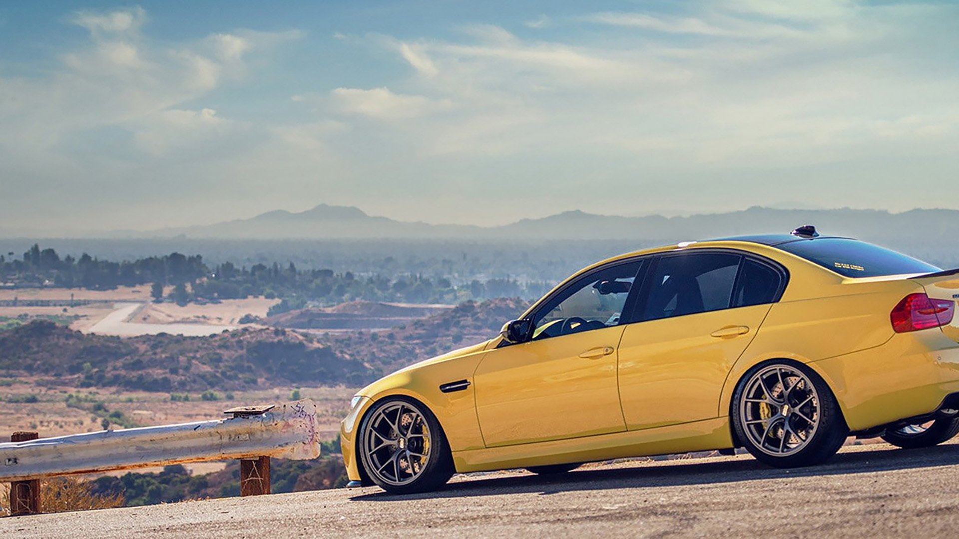 足球唯一性之夜，孙兴慜连续得分拉开亚洲差距，几内亚血拼喀麦隆点燃非洲激情